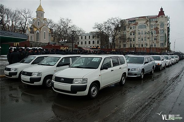 Авто приморский. Автопарк Владивосток. Владивосток автопарк автопарк Владивосток. Праворульные машины дальнего Востока. Полиция Владивостока автопарк.